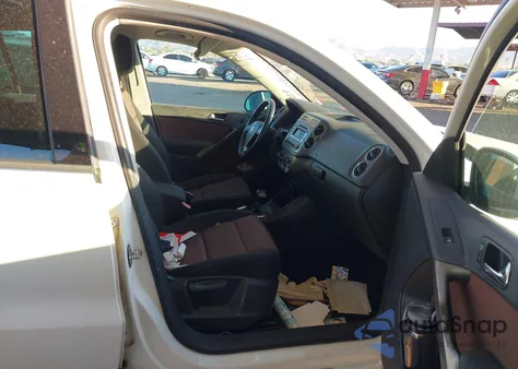 2009 Volkswagen Tiguan Se z USA, uszkodzony, nr VIN WVGAV75N29W527403